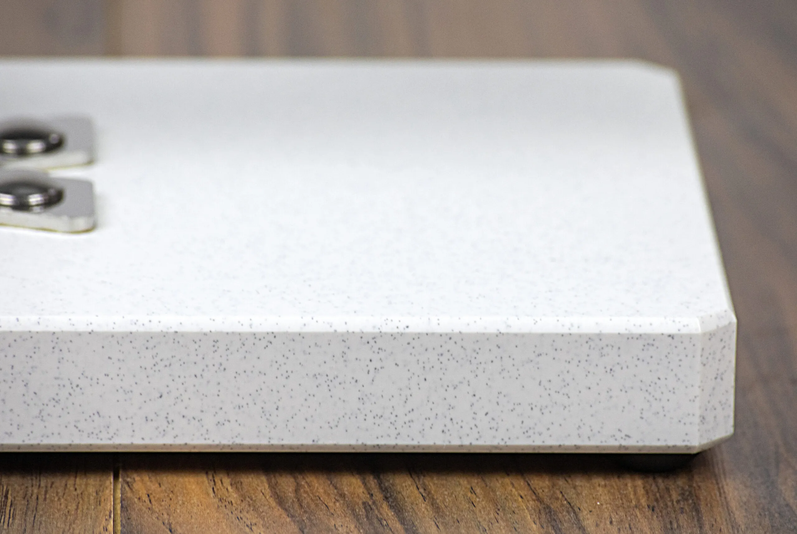 Soporte Jamonero basculante con cabezal Giratorio y base Polietileno ,(imitación marmol-granito). - Imagen 4