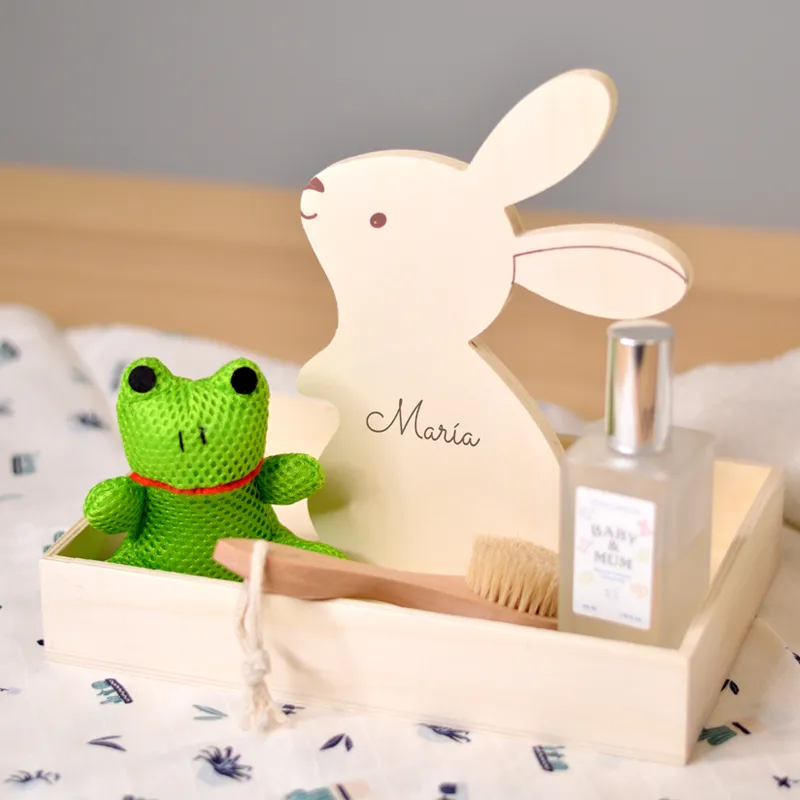 Bandeja infantil conejo madera personalizada - Imagen 2