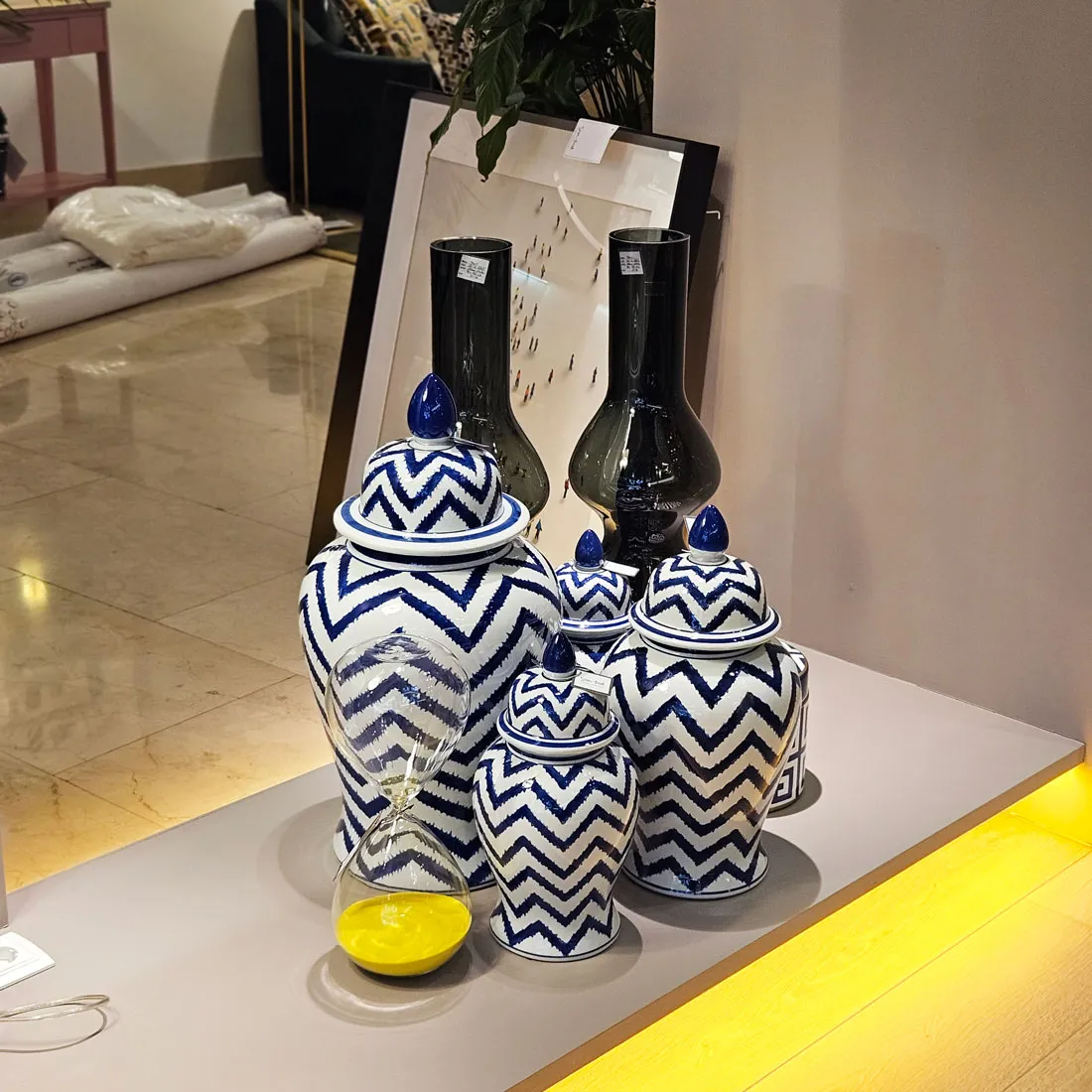 Tibor Chevron azul y blanco mediano - Imagen 2