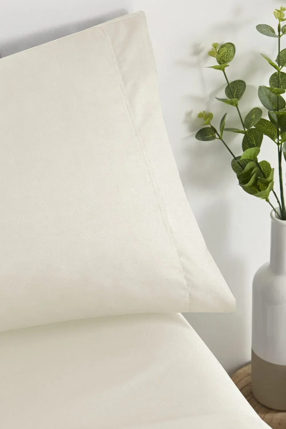Juego De Sabana 50% Poliéster 50%Algodón Crudo