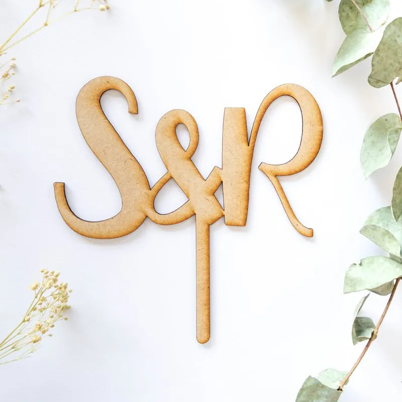 Topper personalizado iniciales altas novios